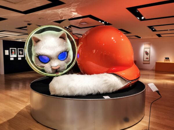 ヤノベケンジ「SHIP'S CAT 展」阪急うめだ／主な作品／ガチャも